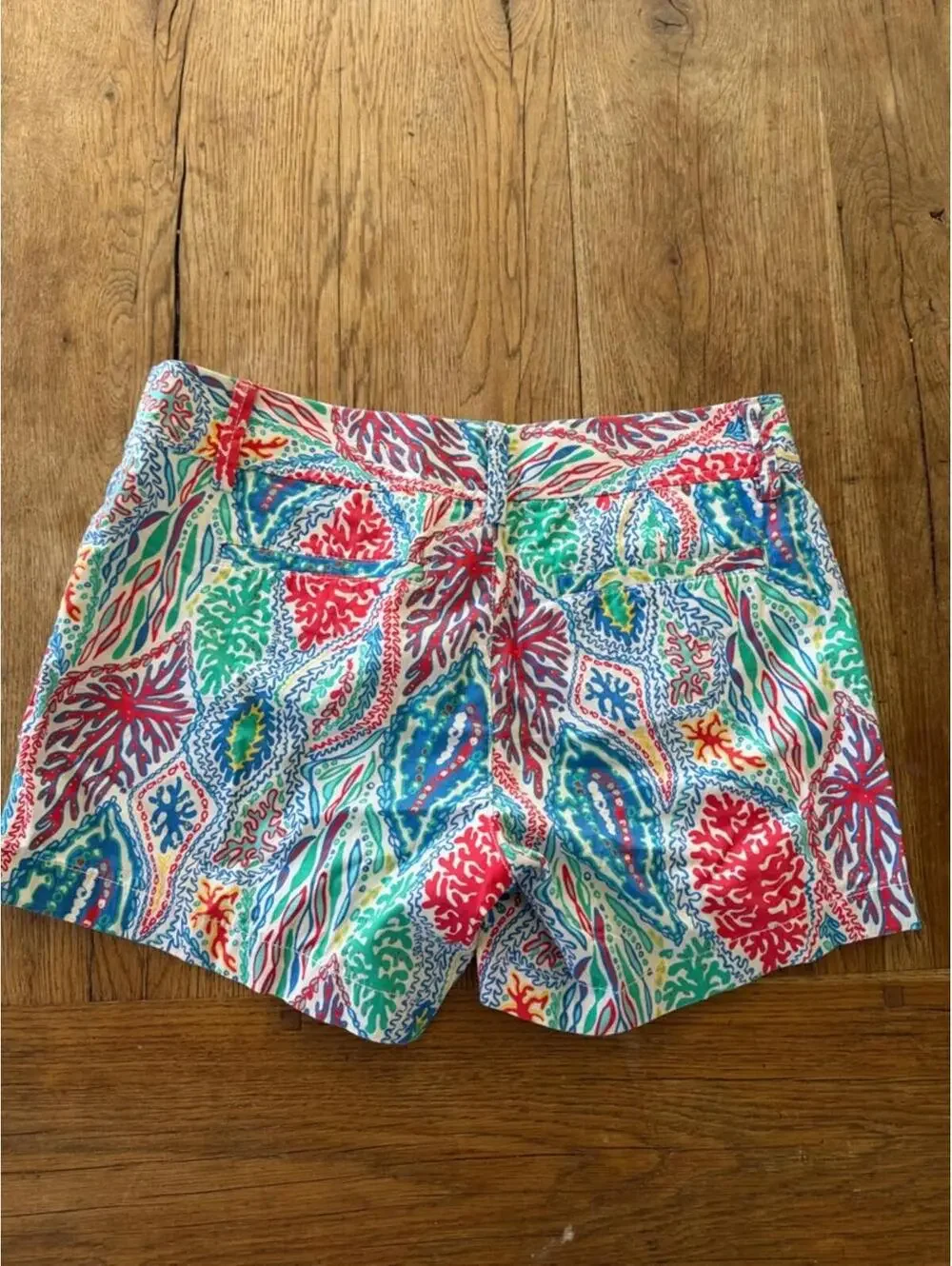 Lilly Pulitzer Callahan shorts coral print size 4